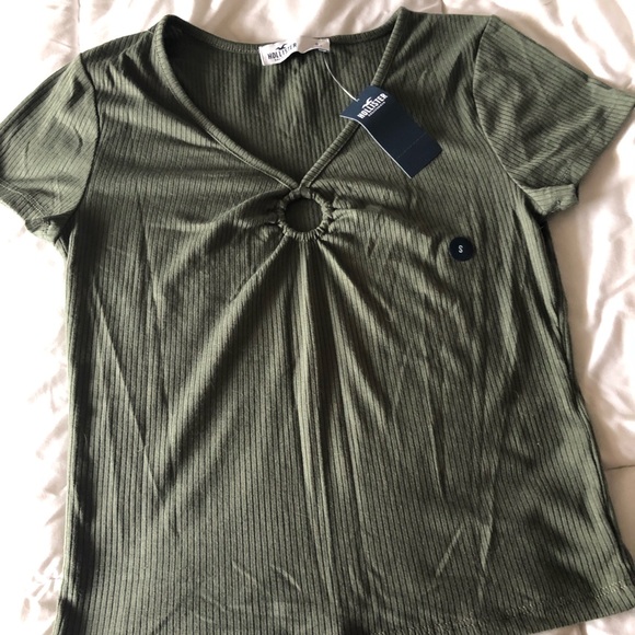 Hollister Tee - Picture 1 of 5